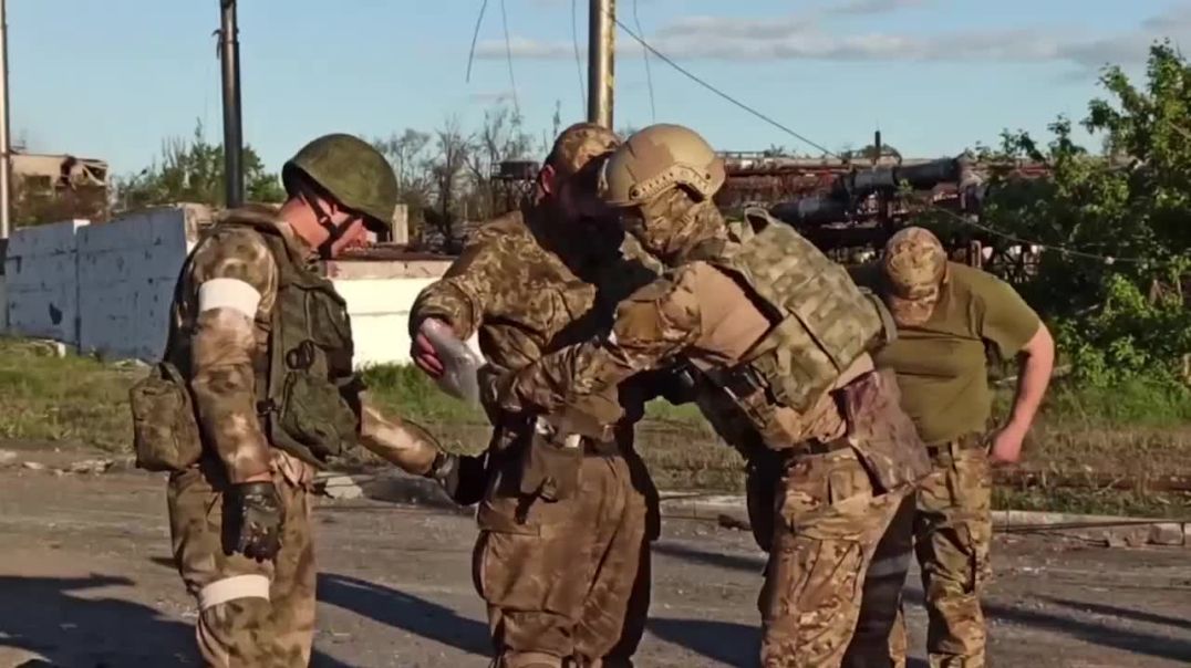 ⁣Rusia publikon pamjet nga dorëzimi i regjimentit ukrainas "Azov"