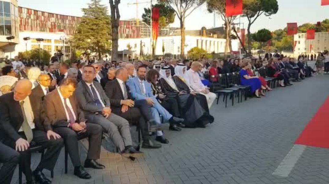 ⁣Deputetë, diplomatë dhe të ftuar në pritje të ceremonisë së betimit të presidentit Bajram Begaj