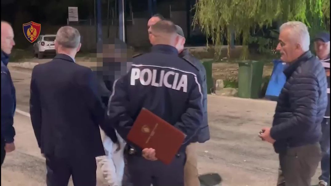 ⁣I akuzuar për përdhunim në Greqi, 45-vjeçari Spartak Dyrmishi i dorëzohet policisë në Kakavijë