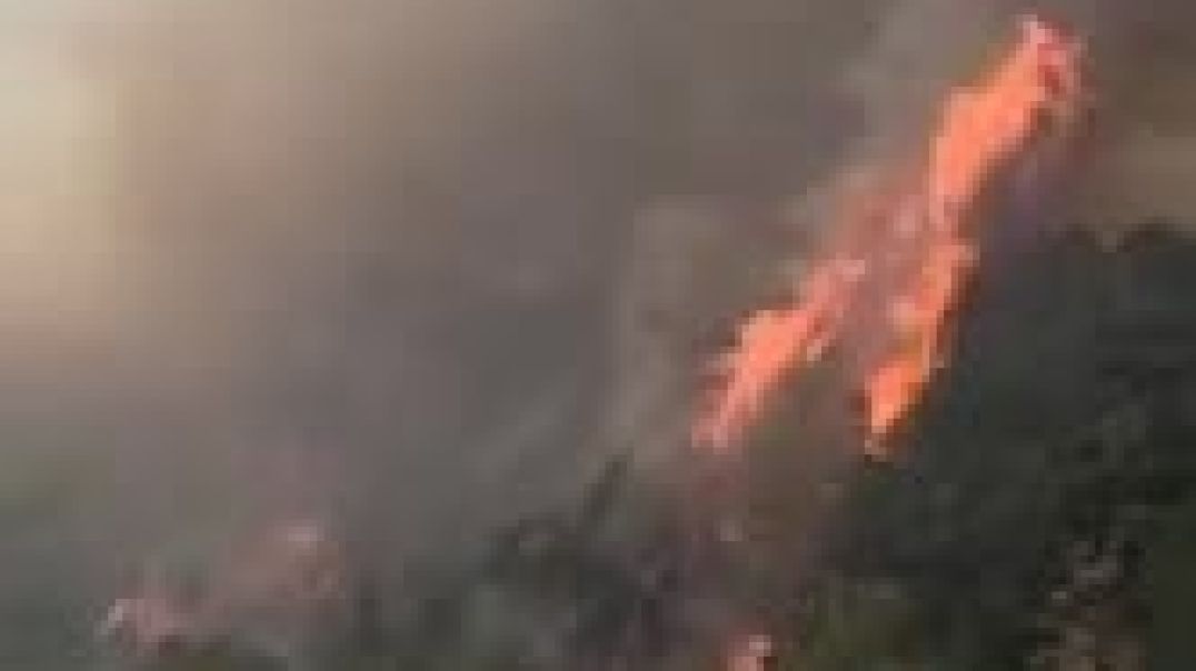 Zjarr i madh pranë Syrit të Kaltër,
