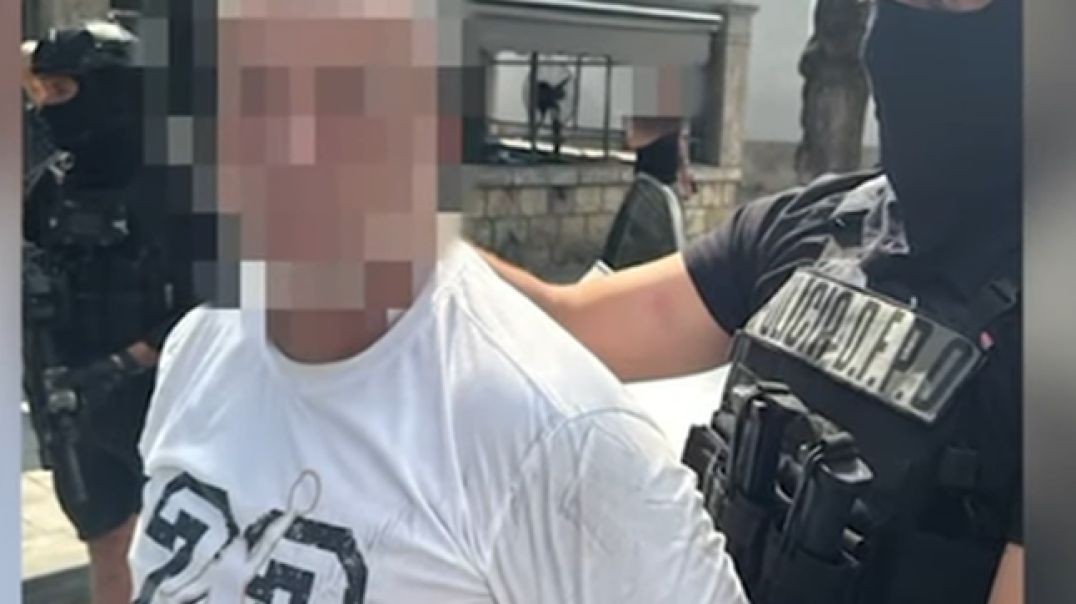 Arrestimi i Ramadan Zotos dhe mikut të tij në Korçë nga policia