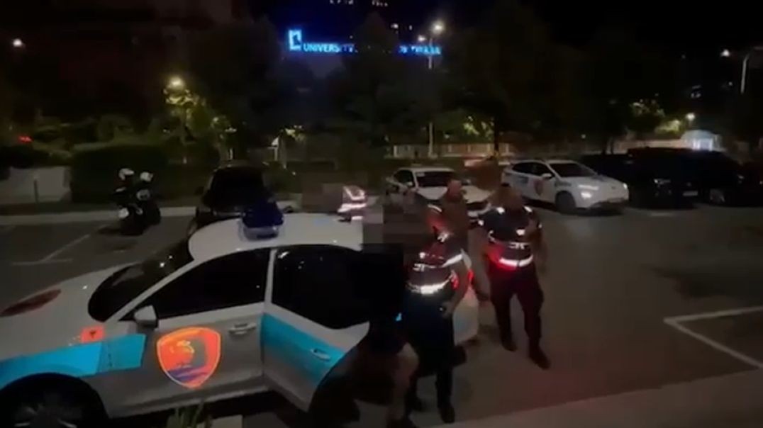 Lëvizte me armë dhe fishekun gati për zjarr, arrestohet 30-vjeçari në Tiranë
