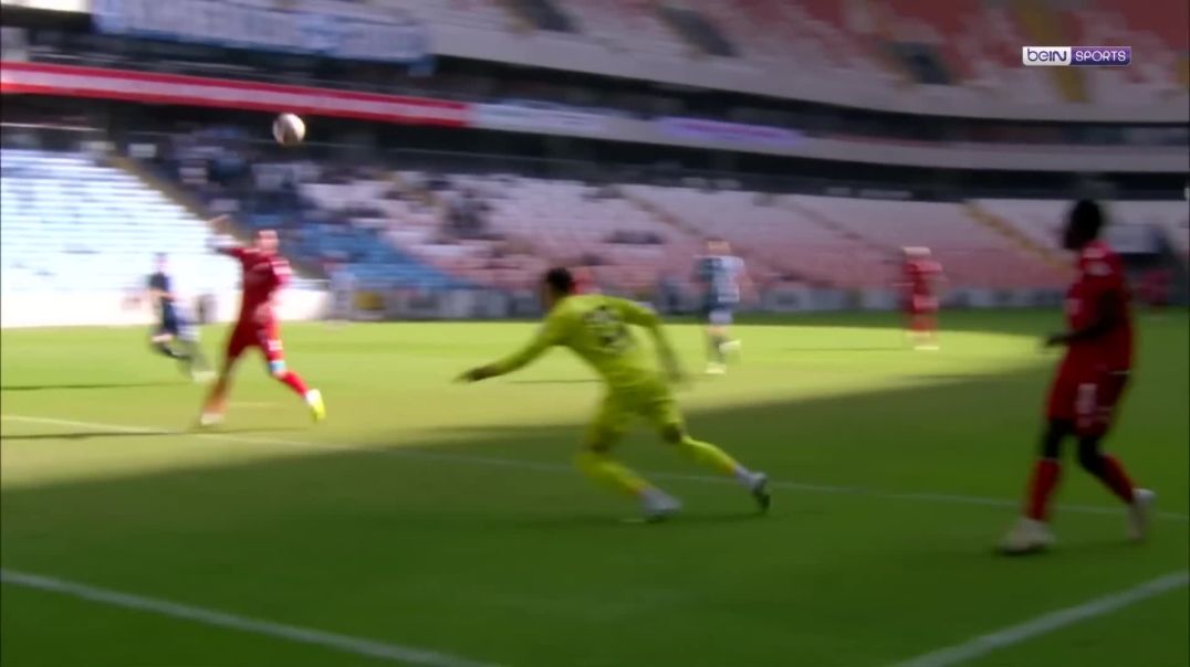 Roshi hap llogaritë në Turqi