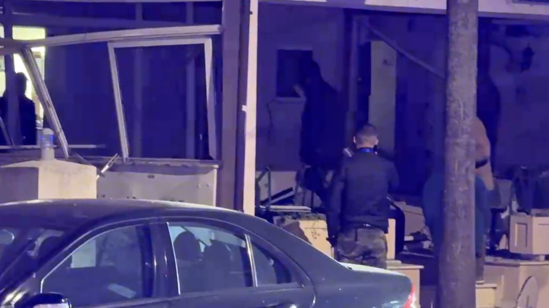 Shpërthen bombola e gazit në një lokal në Lezhë, dëmtohen biznese dhe makina